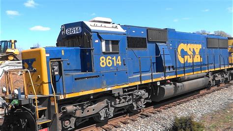 Emd Sd On Csx Mixed Freight Train Youtube