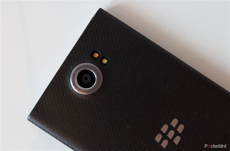 Blackberry Says Itll Launch Two Mid Range Android Handsets In 2016