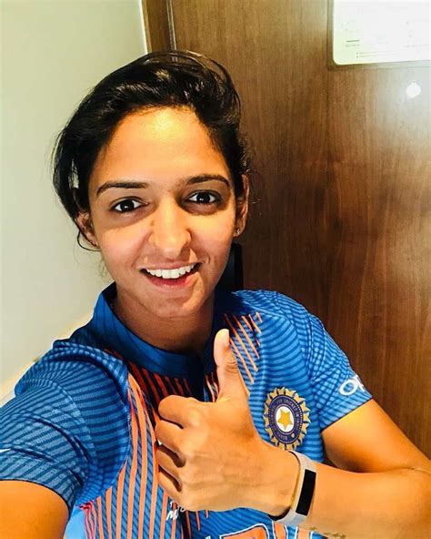 Harmanpreet Kaur : Biography | International Career | Early Life ...