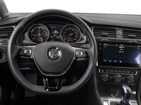 2017 Volkswagen e-Golf Reliability, Consumer Ratings & Pricing