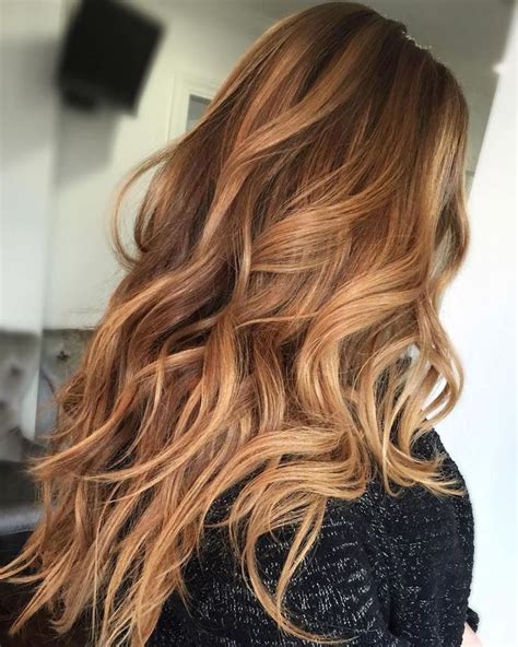 Braune Haare Mit Karamell Highlights Tiefe Und Glanz F R Ihr Haar