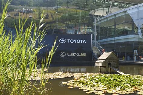 Toyota Gb Plc Staff Enhance Wildlife Gardens At Epsom Hq And Unveil