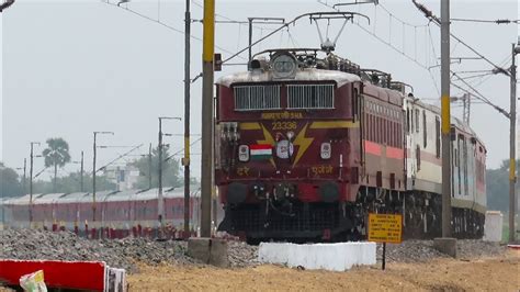 RAJDHANI EXPRESS Loco Failed Rescue By AJJ WAG5HA Indian Railways