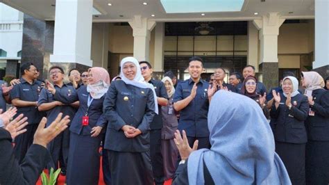 Hari Terakhir Masa Jabatan Khofifah Gelar Apel Dan Pamitan Pada Asn