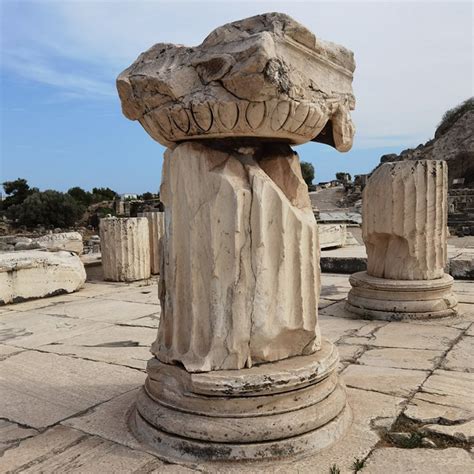 A tour in the archaeological site of Eleusis - Choice Greece