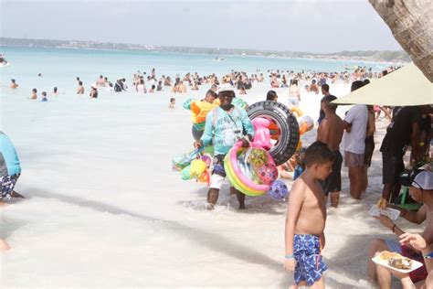 Autoridades Proh Ben El Ingreso A Playa Blanca Por Sobrecarga De