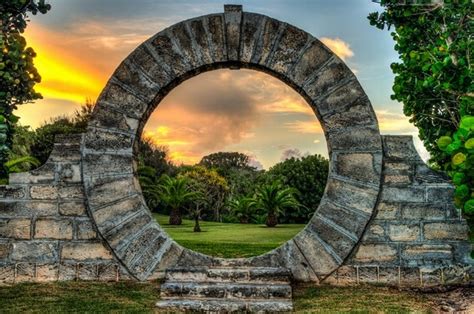 15 Gorgeous Moon Gates For Your Backyard The Art In Life