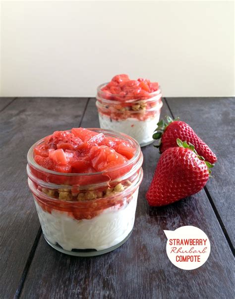 Yogurt Parfait With Strawberry Rhubarb Compote • Freutcake