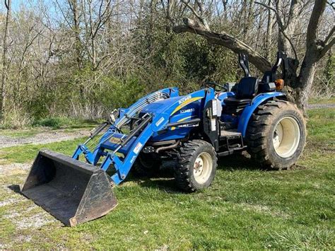 2013 New Holland Boomer 50 Tractor Loader Property Peddler