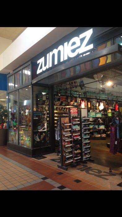 Zumiez Shoe Stores 1321 N Columbia Center Blvd Kennewick Wa