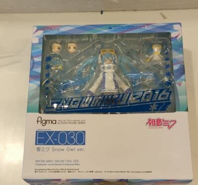 MAX FACTORY Figma Character Vocal Series 01 Hatsune Miku Snow Miku Snow