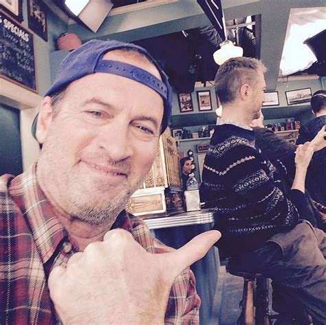 Gilmore Girls Revival Set Photos Best Behind The Scenes Photos From Netflixs Gilmore Girls