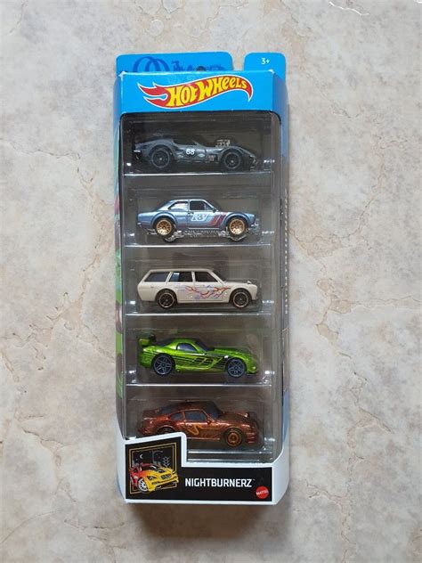 Hot Wheels Nightburnerz Pack Hobbies Toys Toys Games On Carousell