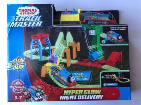 Thomas Friends TrackMaster Glow In The Dark HYPER GLOW NIGHT DELIVERY