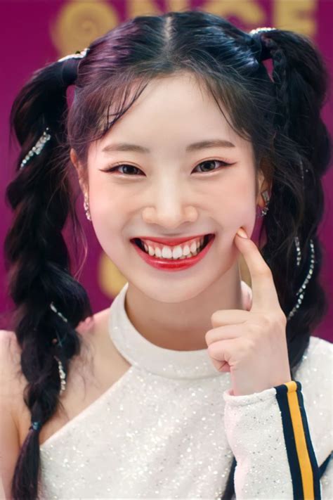 The Feels Mv Dahyun 다현 Twice Songs Twice Dahyun Celebrities