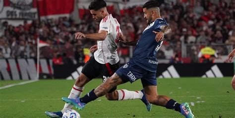 TABLAS EN EL MONUMENTAL Cada uno con su repertorio River y Vélez