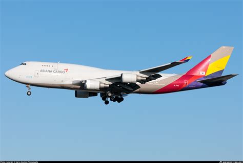 Hl Asiana Airlines Boeing E Bdsf Photo By Sierra Aviation