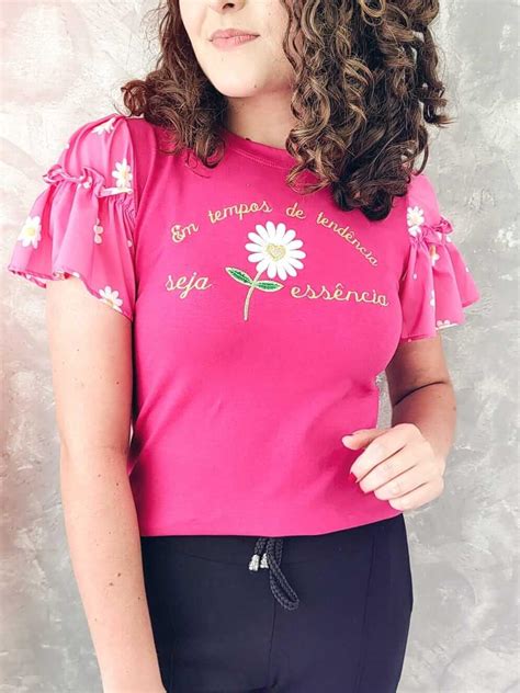 T shirt Blusa Feminina de Luxo Bordada Seja Essência Manga Sedinha Pink