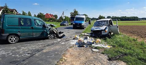 Wypadek w Józefowie w gminie Izbica Kujawska Zderzenie trzech