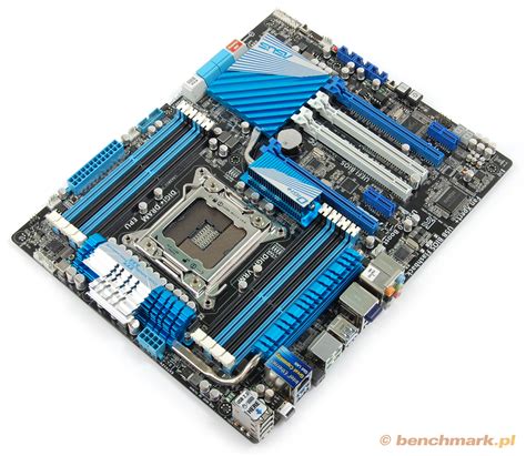 Płyty główne z LGA 2011 i Intel X79 dla Sandy Bridge E Testy RedWay3D