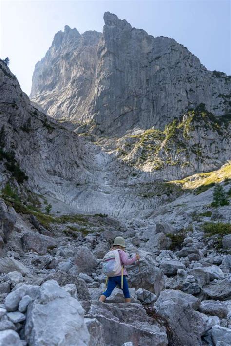 Stripsenjochhaus mit Kindern Wanderung und Hüttenübernachtung