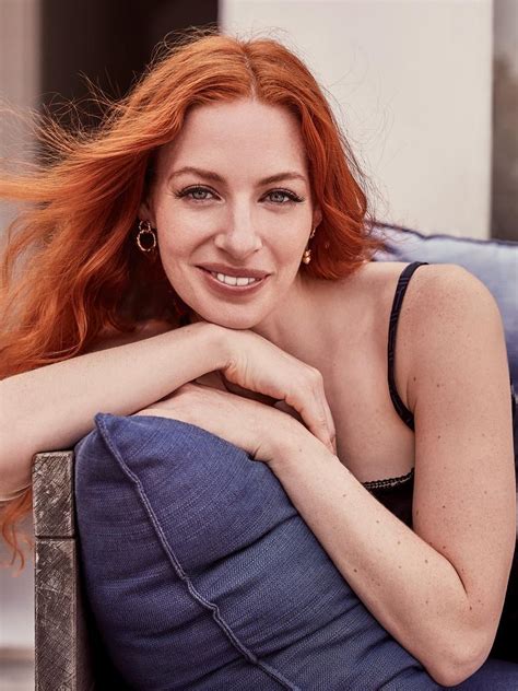 The Wiggles Emma Watkins Finds New Love With Musician Oliver Brian Daily Telegraph