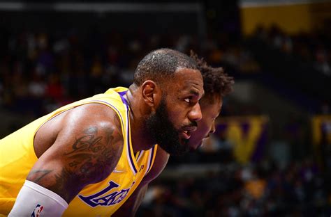 Mala Noticia Para Los Lakers Lebron James Dio Positivo De Covid