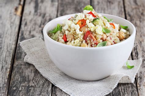 Receta De Ensalada De Quinoa Y Verduras Unareceta