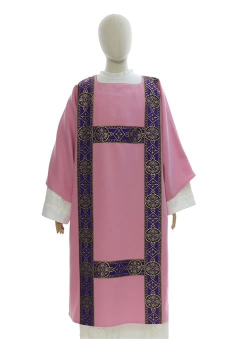 Gothic Dalmatic DF201 R EN Ars Sacra