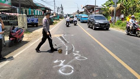 Pemotor Tewas Usai Tertabrak Truk Di Leuwiliang Bogor