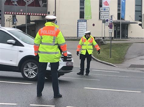 Ausfall Der Ampel Auf Der Flinth He Komplizierte Reparatur