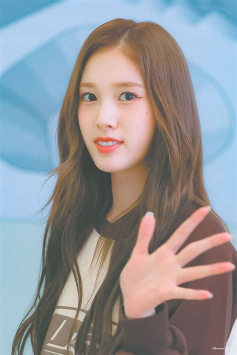 231009 STAYC J at Incheon International Airport | kpopping