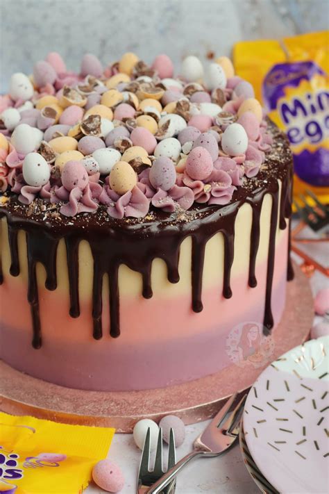 Mini Egg Drip Cake