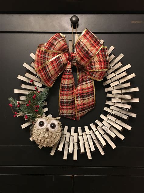 Creative Pinning By Nadine Wreath Crafts Clothes Pin Crafts Fun Wreath