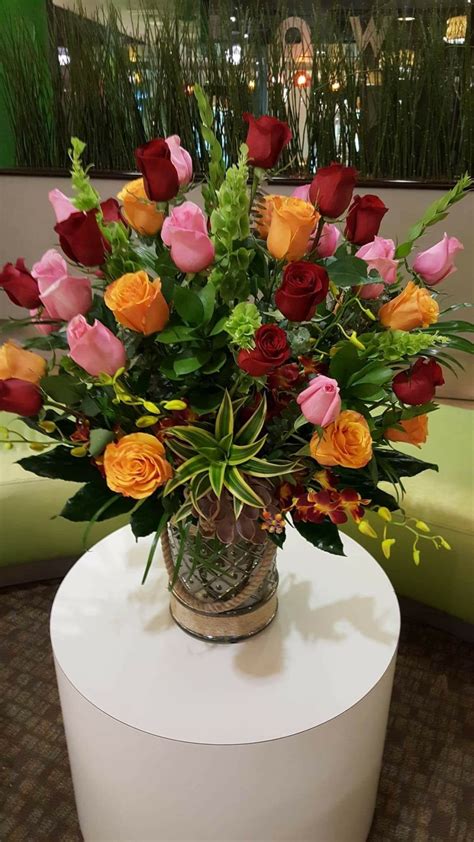 Sunset Roses By Downtown Flowers Net