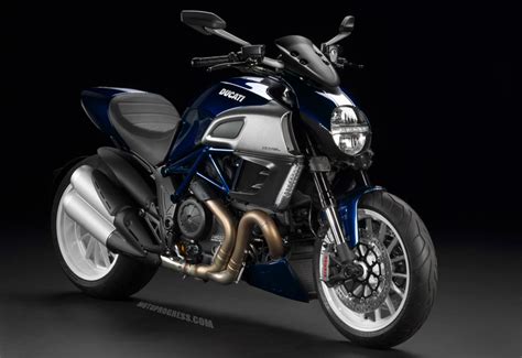 Ducati Diavel Puissance Ch Tr Mn Chpoids Kg Fiche