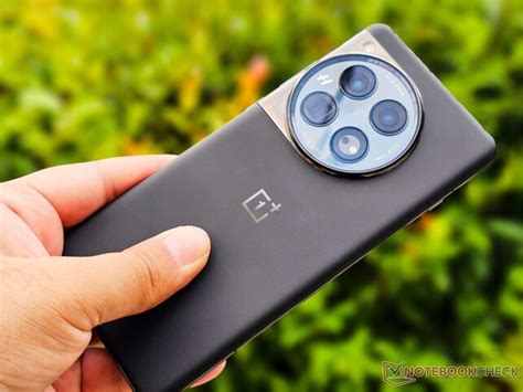 OnePlus 12: OnePlus представляет новое обновление OxygenOS 15 перед ...