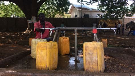 A Day In The Life Of Jubas Bicycle Water Vendors Water Al Jazeera