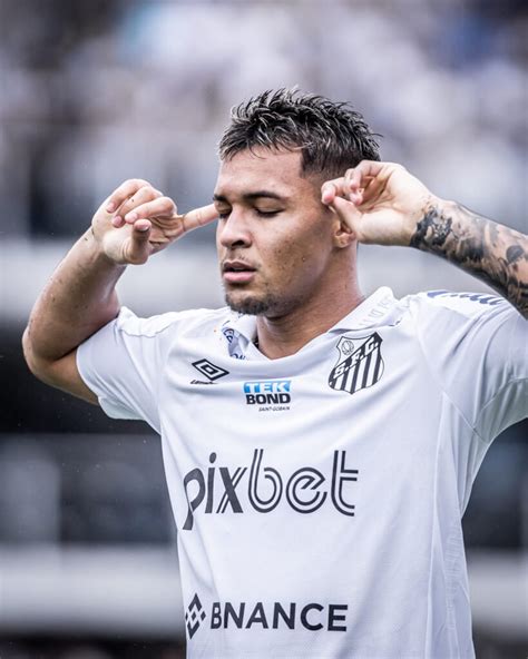 Atua Es Marcos Leonardo Quebra Jejum E Comanda Goleada Do Santos