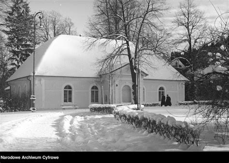 Sanatorium w PRL Tu się leczy ale i prowadzi życie towarzyskie