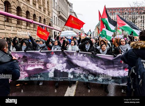 Pro Pal Stinensische Demo Berlin Ca Menschen Nahmen Am