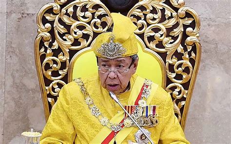 Sultan Selangor Terima Ampun Sanusi Atas Ukhuwah Islam Melayu FMT