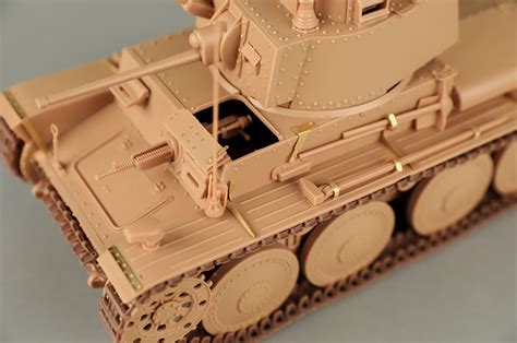 Pzkpfw 38 T Ausf E F 82603 1 16 HobbyBoss