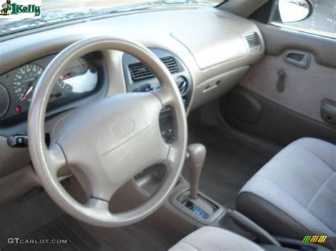 Beige Interior 1995 Geo Prizm Standard Prizm Model Photo #22802675 ...