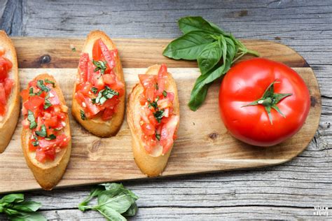 Bruschetta Mit Tomaten Einfache Vegane Vorspeise Mrs Flury