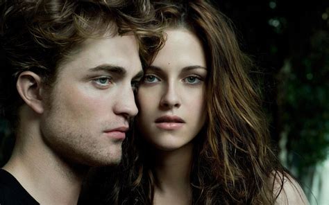 Kristen Stewart And Robert Pattinson Twilight Wallpaper Hd