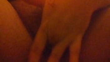 Jugando con mi coño XVIDEOS