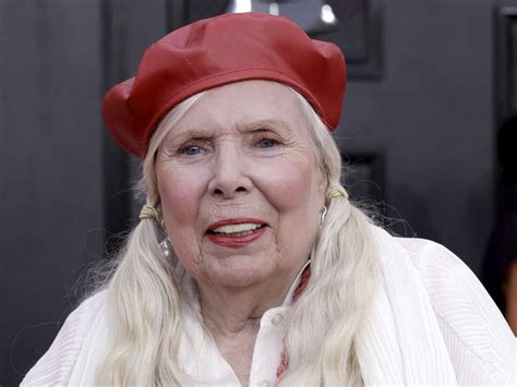 Joni Mitchell Net Worth | The News God