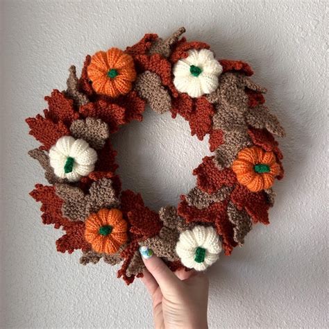 Pine Cone Christmas Wreath Knitting Pattern Etsy Uk