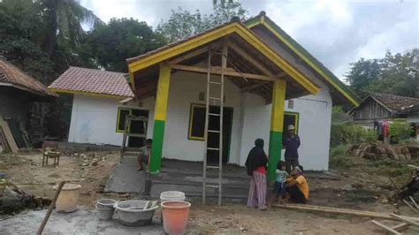 Baznas Oku Bantu Renovasi Rumah Warga Tidak Layak Huni Ini Hasilnya